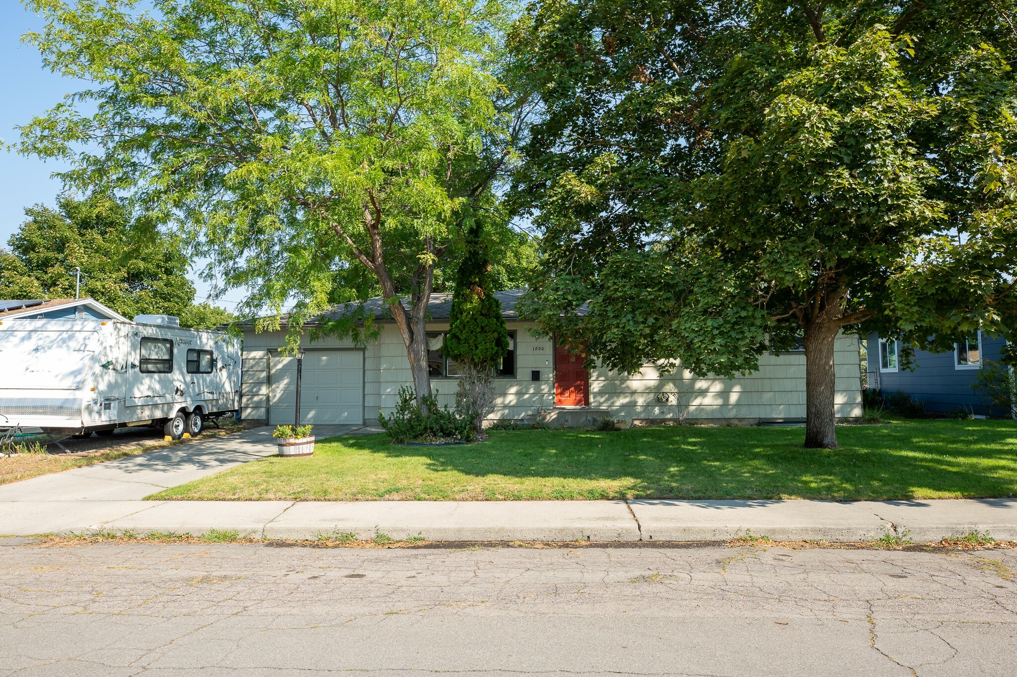 Property Photo:  1820 Dixon Avenue  MT 59801 