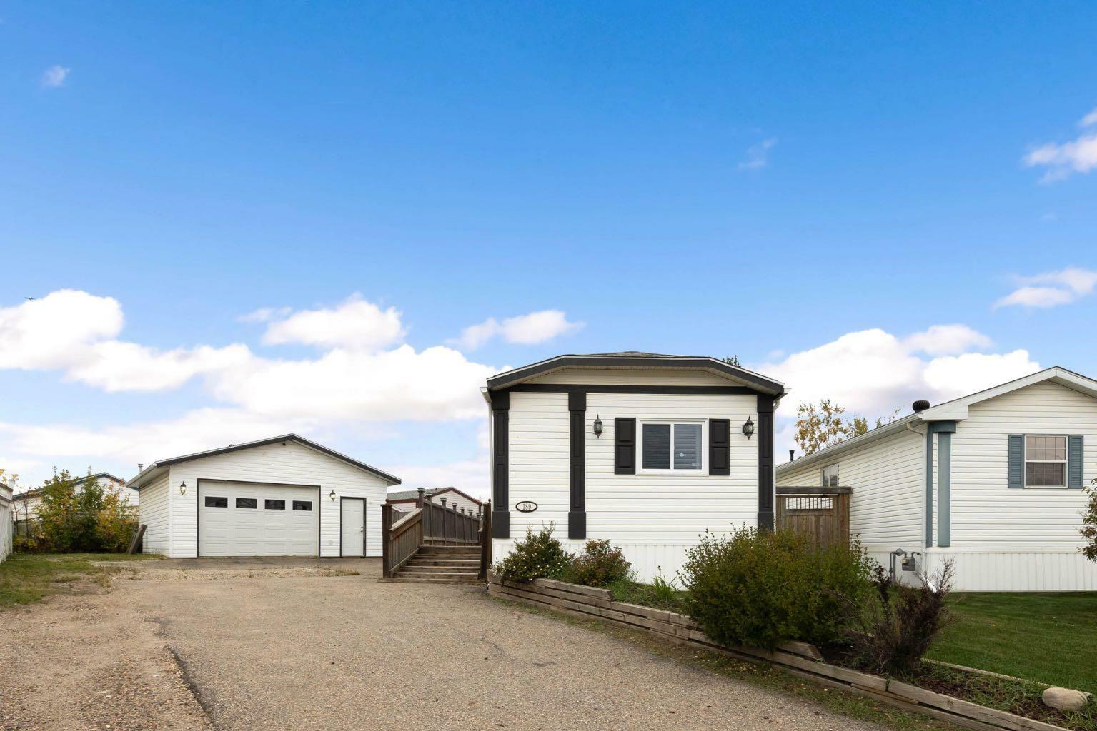 Property Photo:  189 Couture Lane  AB T9K 1Y2 