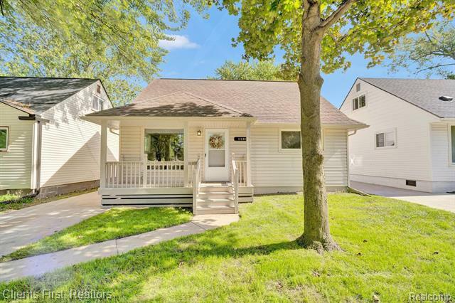 Property Photo:  13685 Marvin Street  MI 48180 