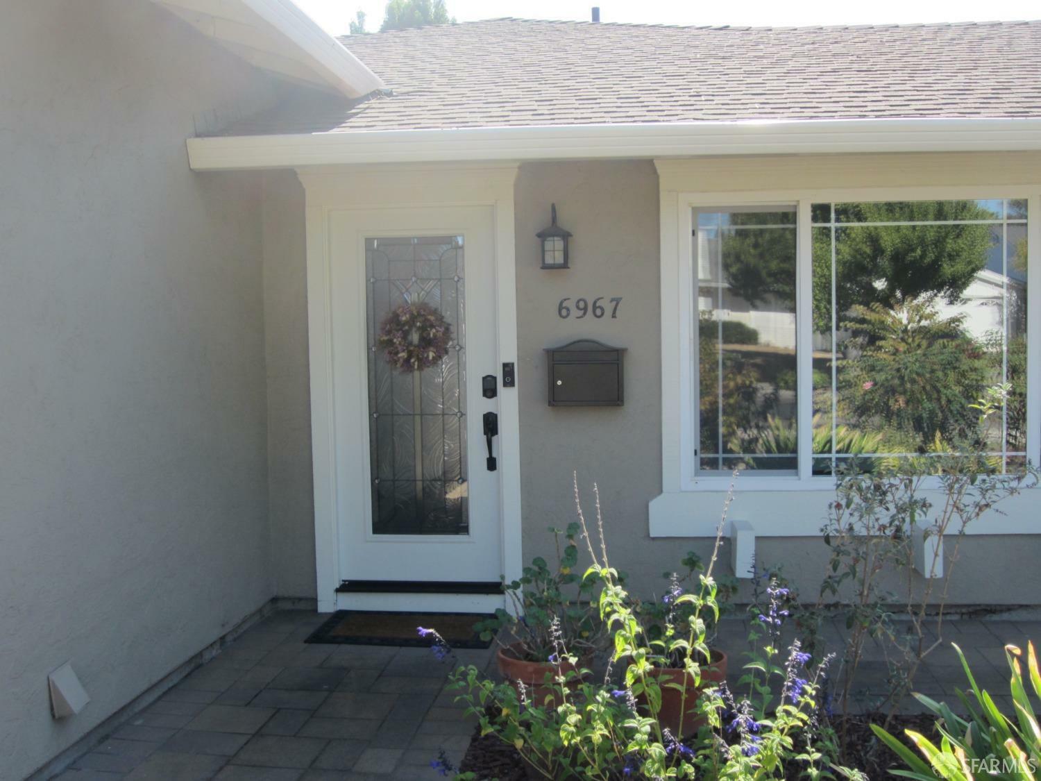 Property Photo:  6967 Del Rio Drive  CA 95119 