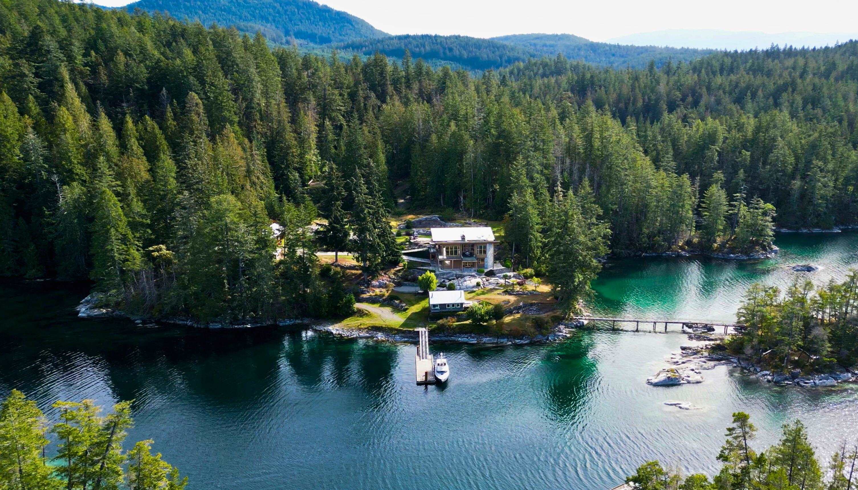 Property Photo:  4355 Blind Bay Shoreline  BC V0N 1N0 