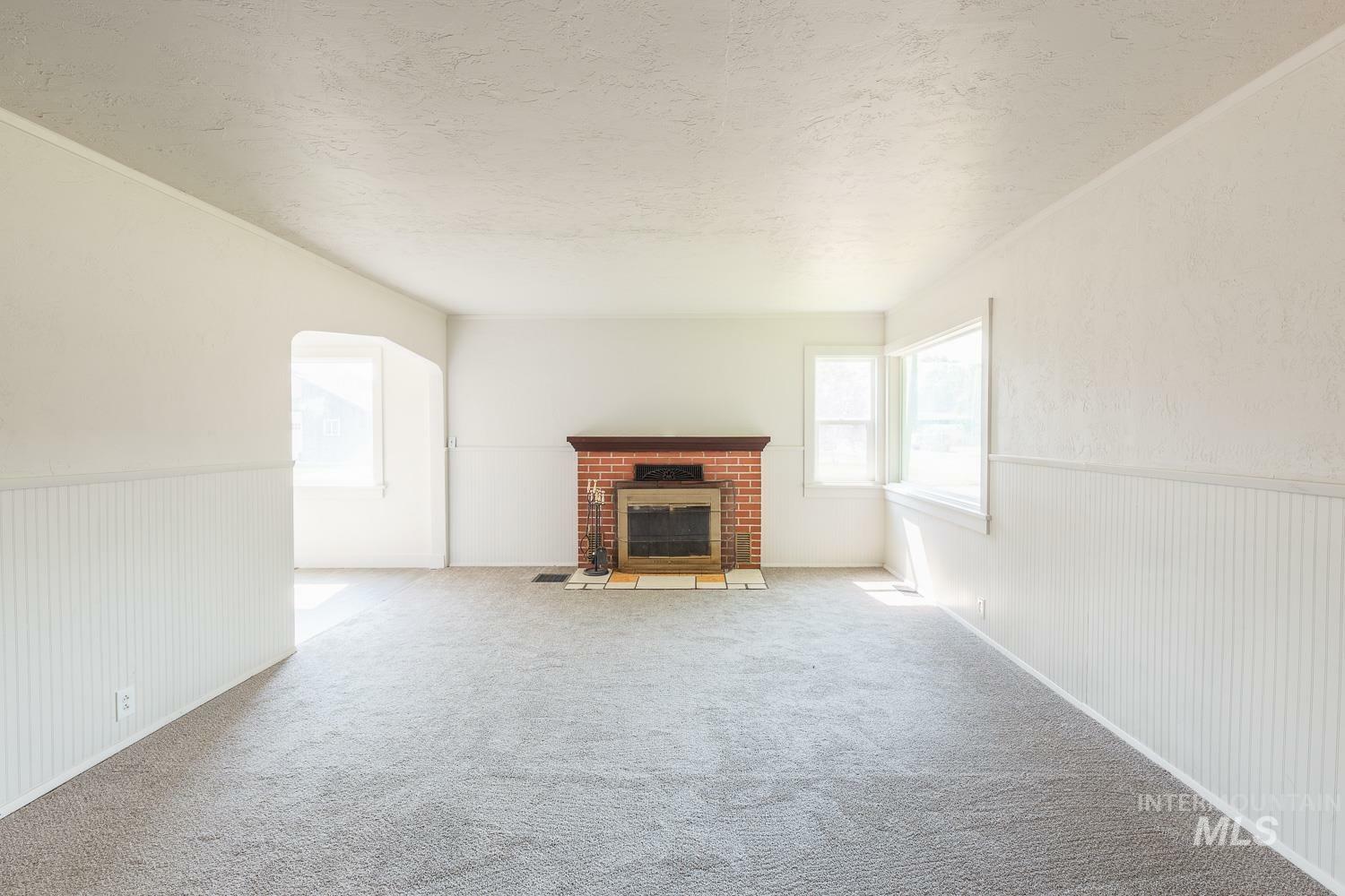 Property Photo:  124 S Juniper St.  ID 83686 