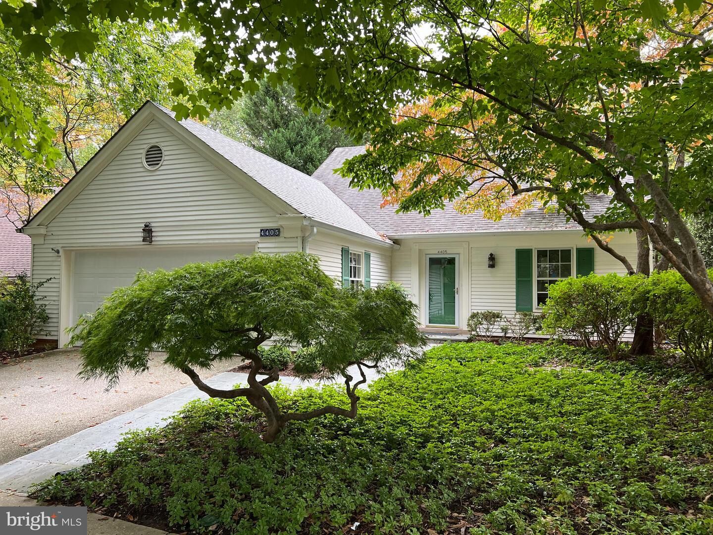Property Photo: 4405 Boxwood Road MD 20816