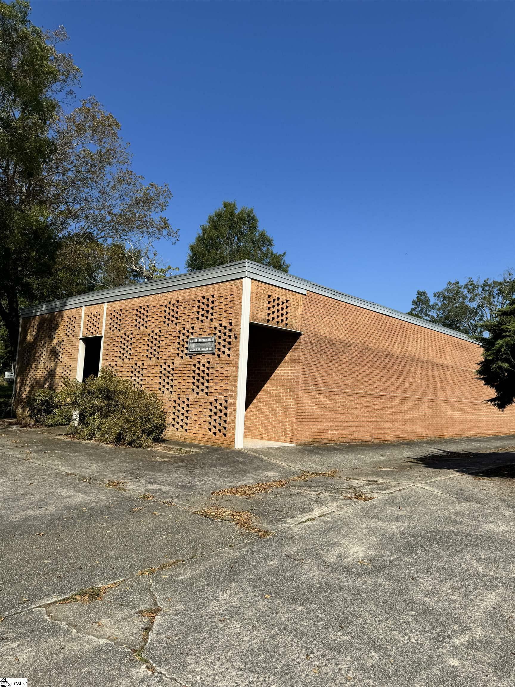 Property Photo:  405 Anderson Street  SC 29627-0000 