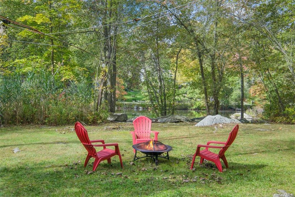 Property Photo:  120 Lake Shore Road  NY 10579 