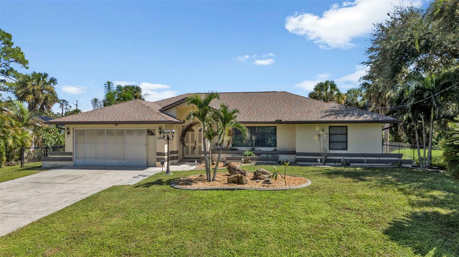 Property Photo:  2208 Barksdale Street  FL 33948 