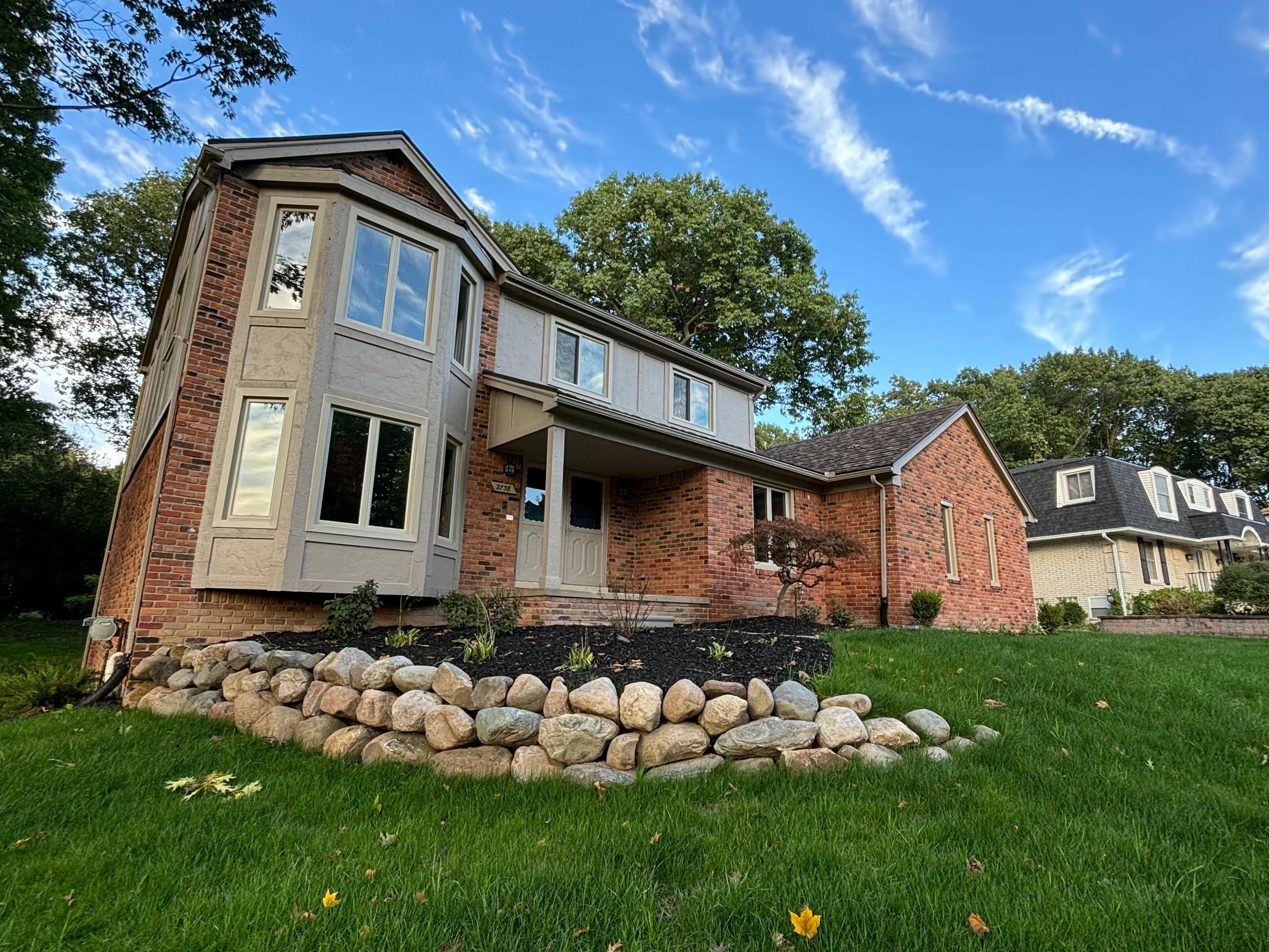 Property Photo:  2738 Creek Bend Drive  MI 48098 2320 