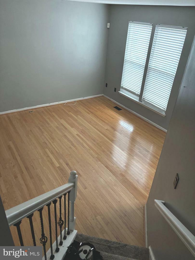 Property Photo:  9807 Juniper Drive  MD 20721 