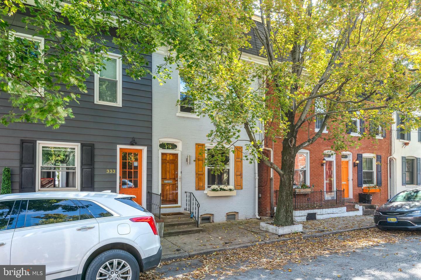 Property Photo:  331 N Mary Street  PA 17603 