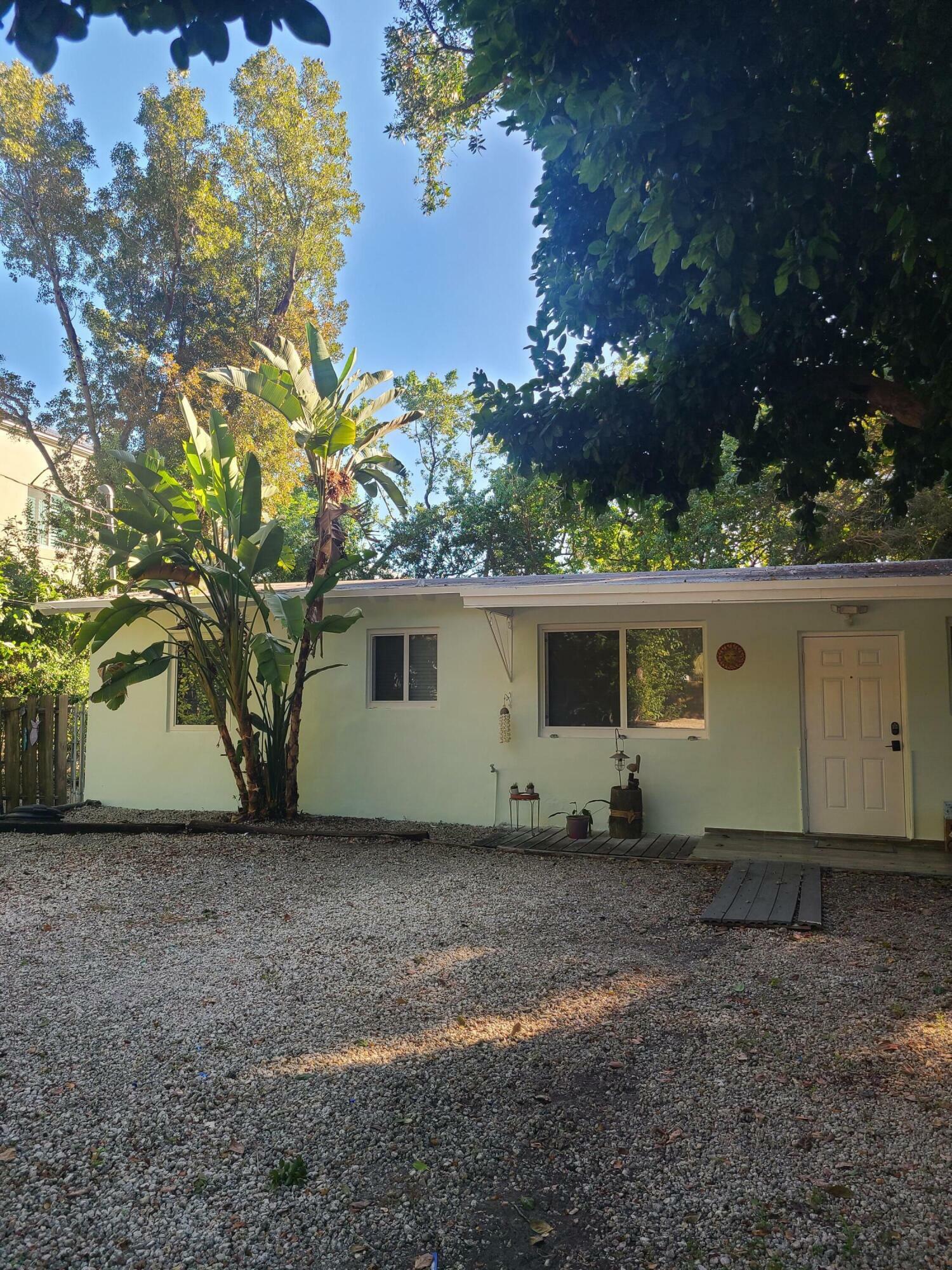 Property Photo:  7 Coral Drive  FL 33037 