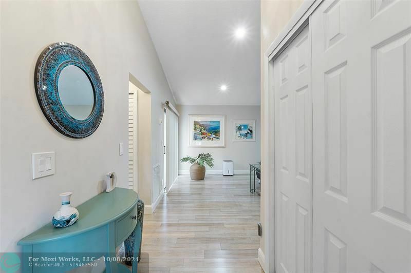 Property Photo:  6183 Live Oak Ct A  FL 33319 