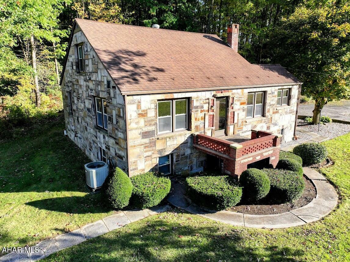 Property Photo:  10408 Raystown Road  PA 16678 