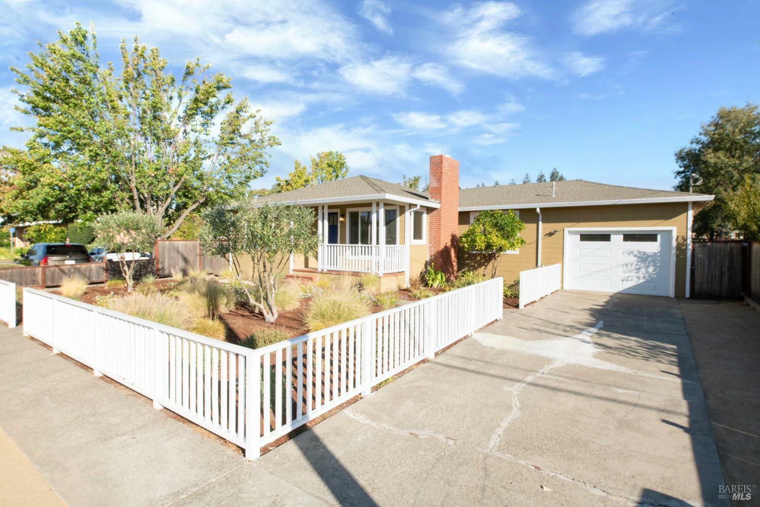 Property Photo:  230 232 Perkins Street  CA 95476 