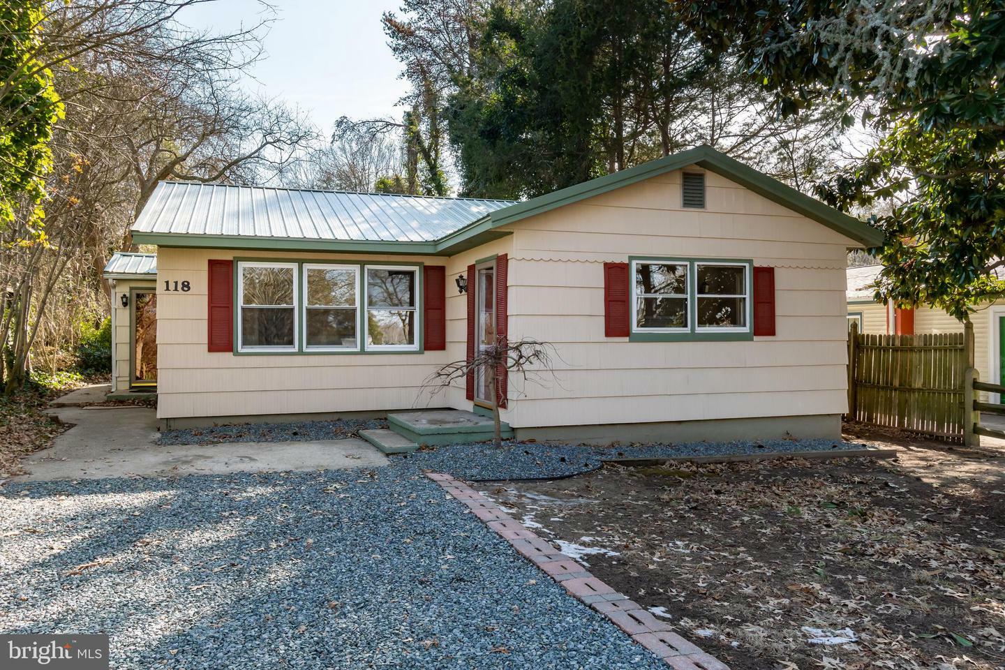 Property Photo: 118 Char Nor Manor Boulevard MD 21620