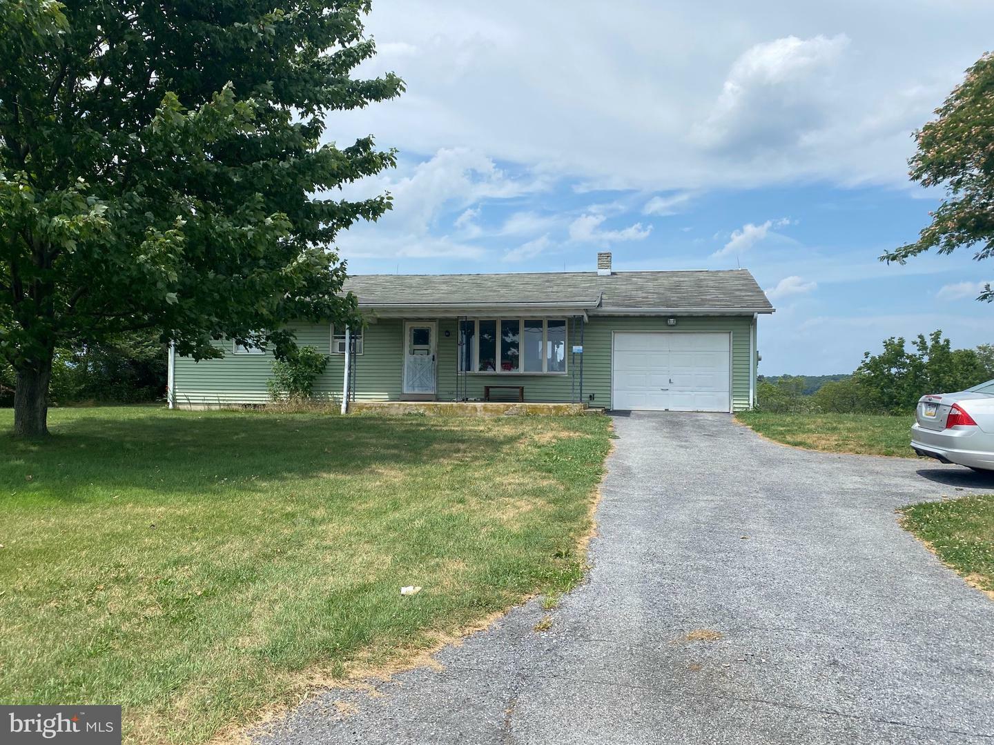 Property Photo:  370 Witchcraft Road  PA 19526 