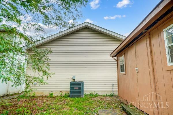 Property Photo:  910 Crawford Street  OH 45044 