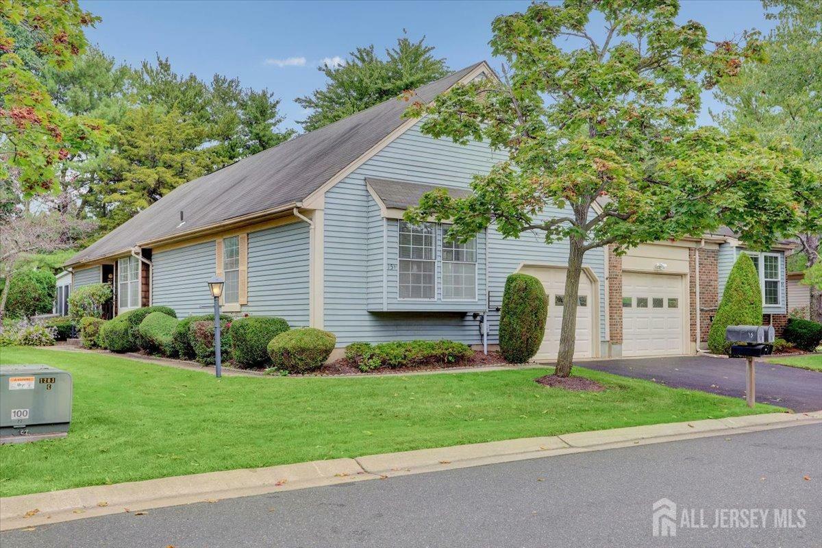 Property Photo:  15 Betsy Ross Drive B  NJ 08831 