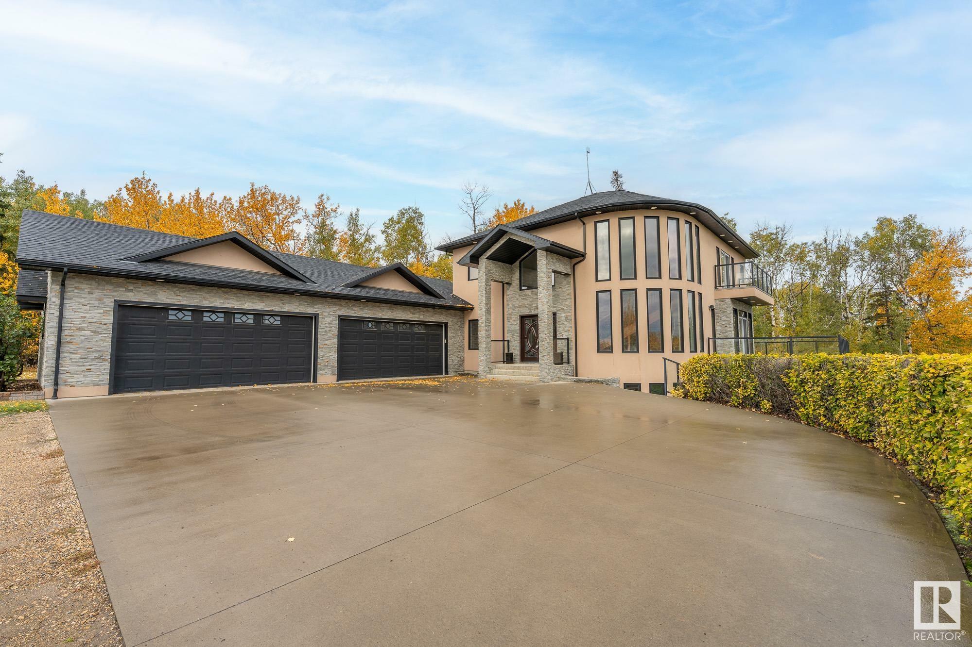 Property Photo:  16910 44 Avenue SW  AB T6Y 0J2 