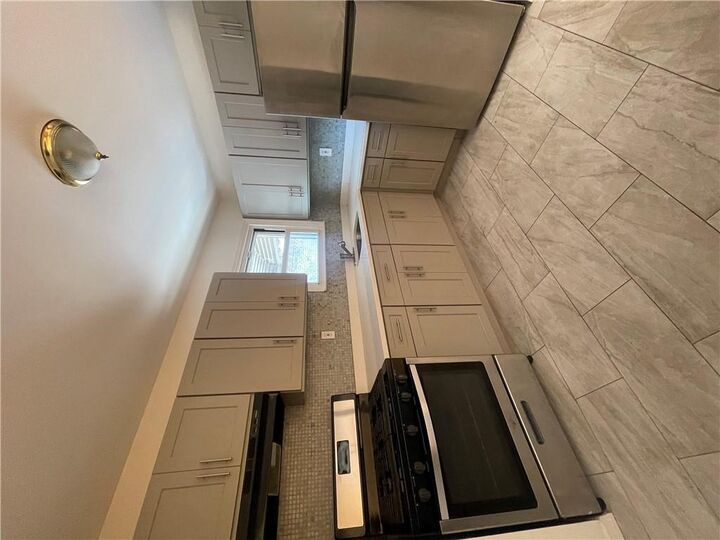 344 Balcom Avenue  Bronx NY 10465 photo