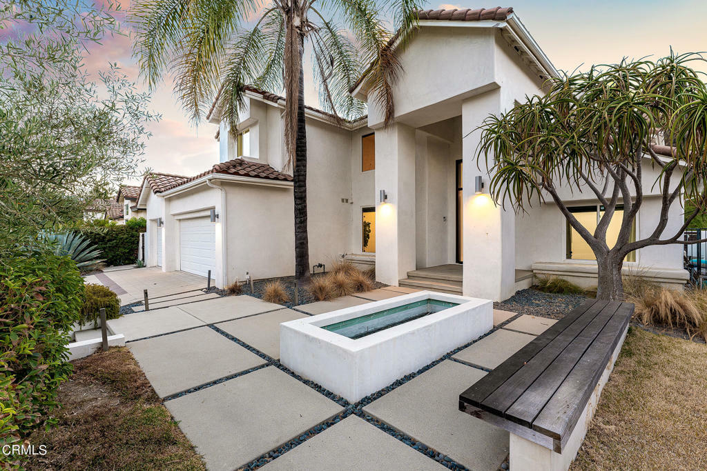 Property Photo:  2253 Kirsten Lee Drive  CA 91361 