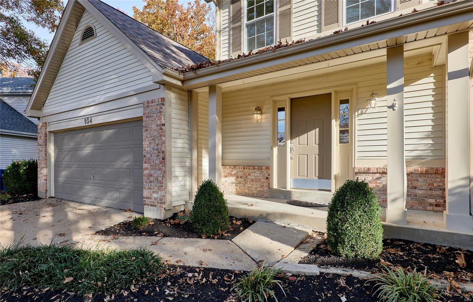 Property Photo:  104 Westridge Parc Lane  MO 63021 