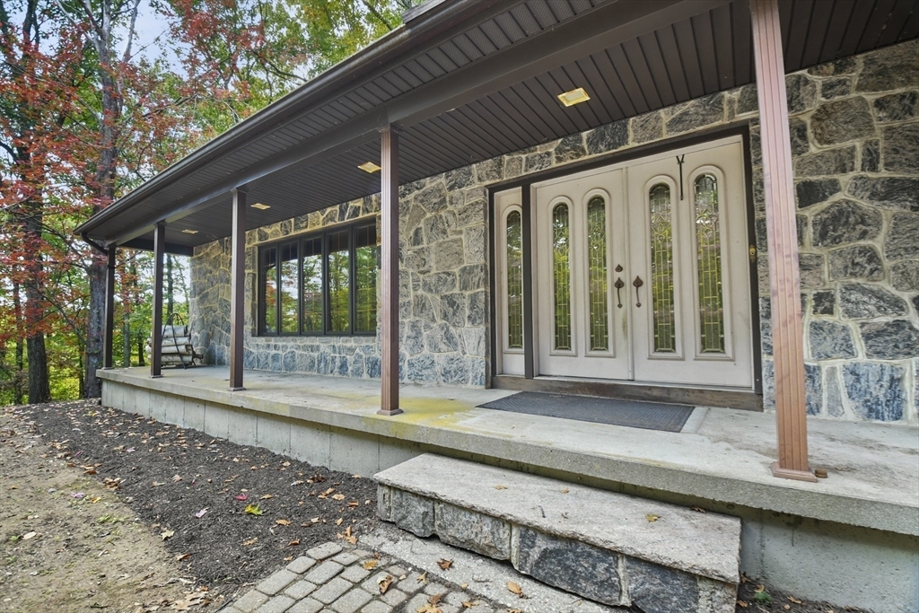 Property Photo: 22 Iroquois Lane MA 01095
