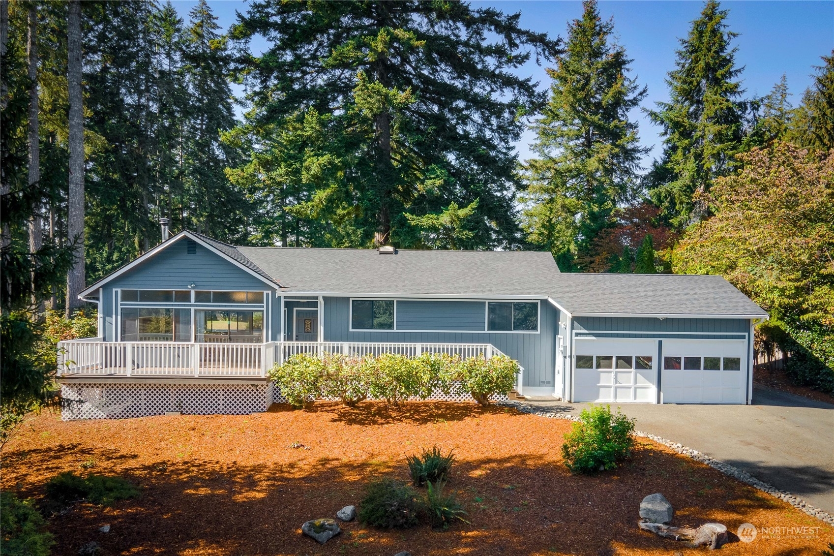 41 E Country Club Drive  Allyn WA 98524 photo