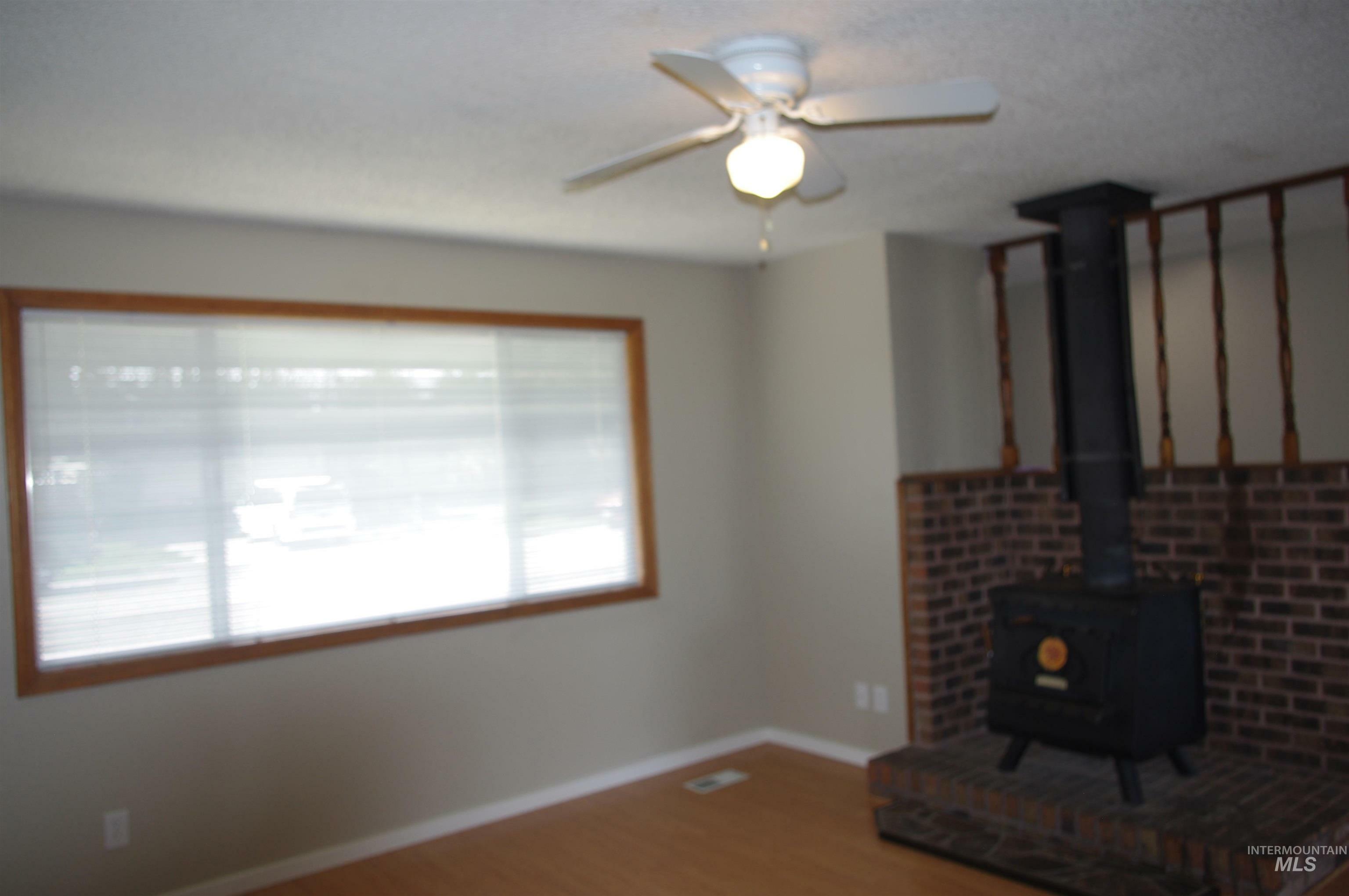 Property Photo:  1324 W Newport Dr  ID 83646 