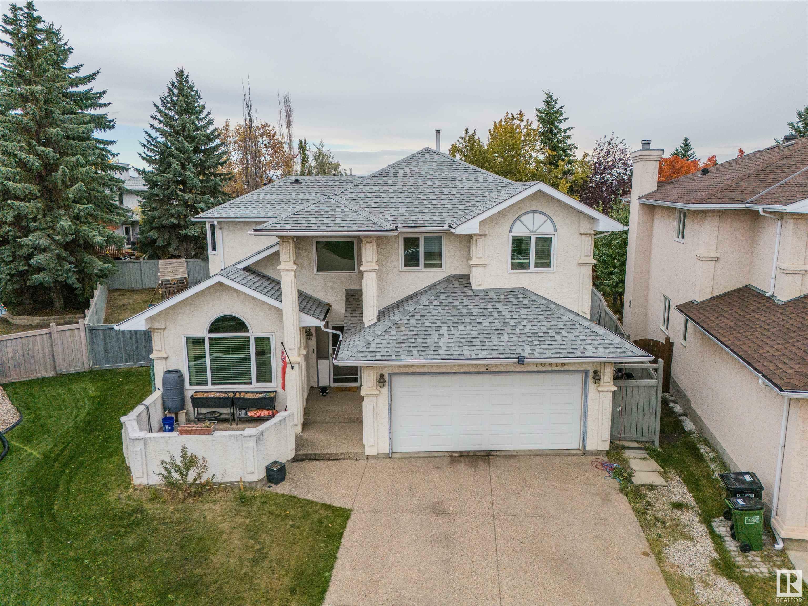 Property Photo:  10416 175 Avenue NW  AB T5X 5X1 