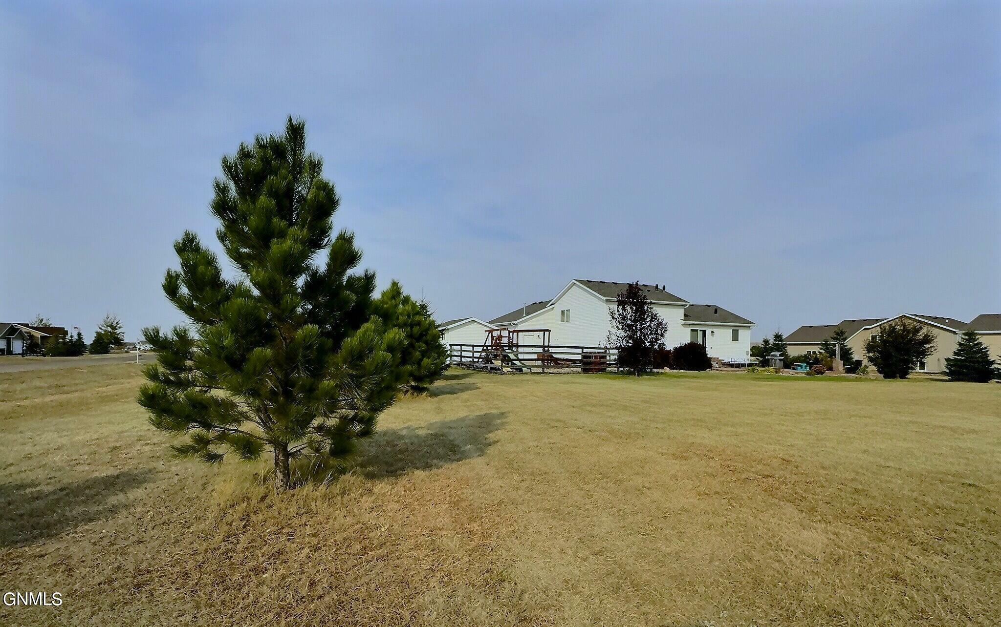 Property Photo:  7121 Bear Path Drive  ND 58504 