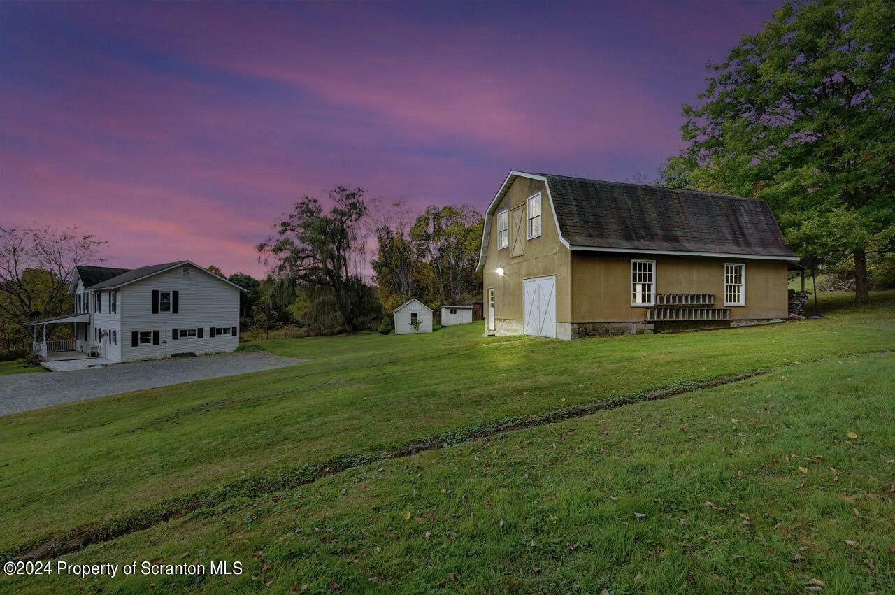 Property Photo:  17 Stanton Town Road  PA 18414 