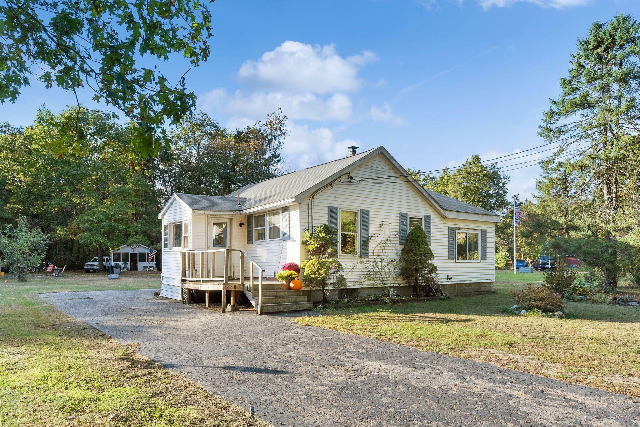 Property Photo:  126 Shaws Mill Road  ME 04038 