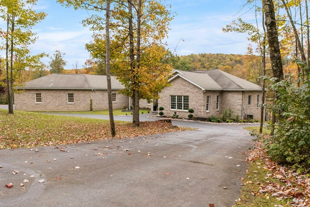 Property Photo:  444 Lakeside Drive  PA 18840 