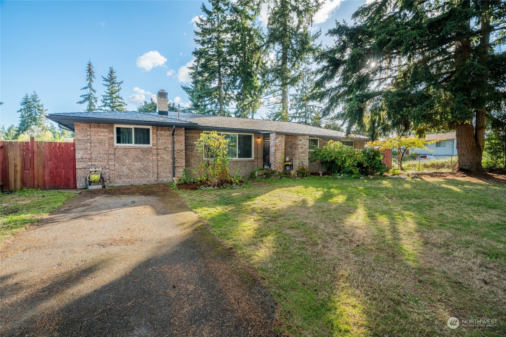 Property Photo:  6724 Penny Lane  WA 98036 