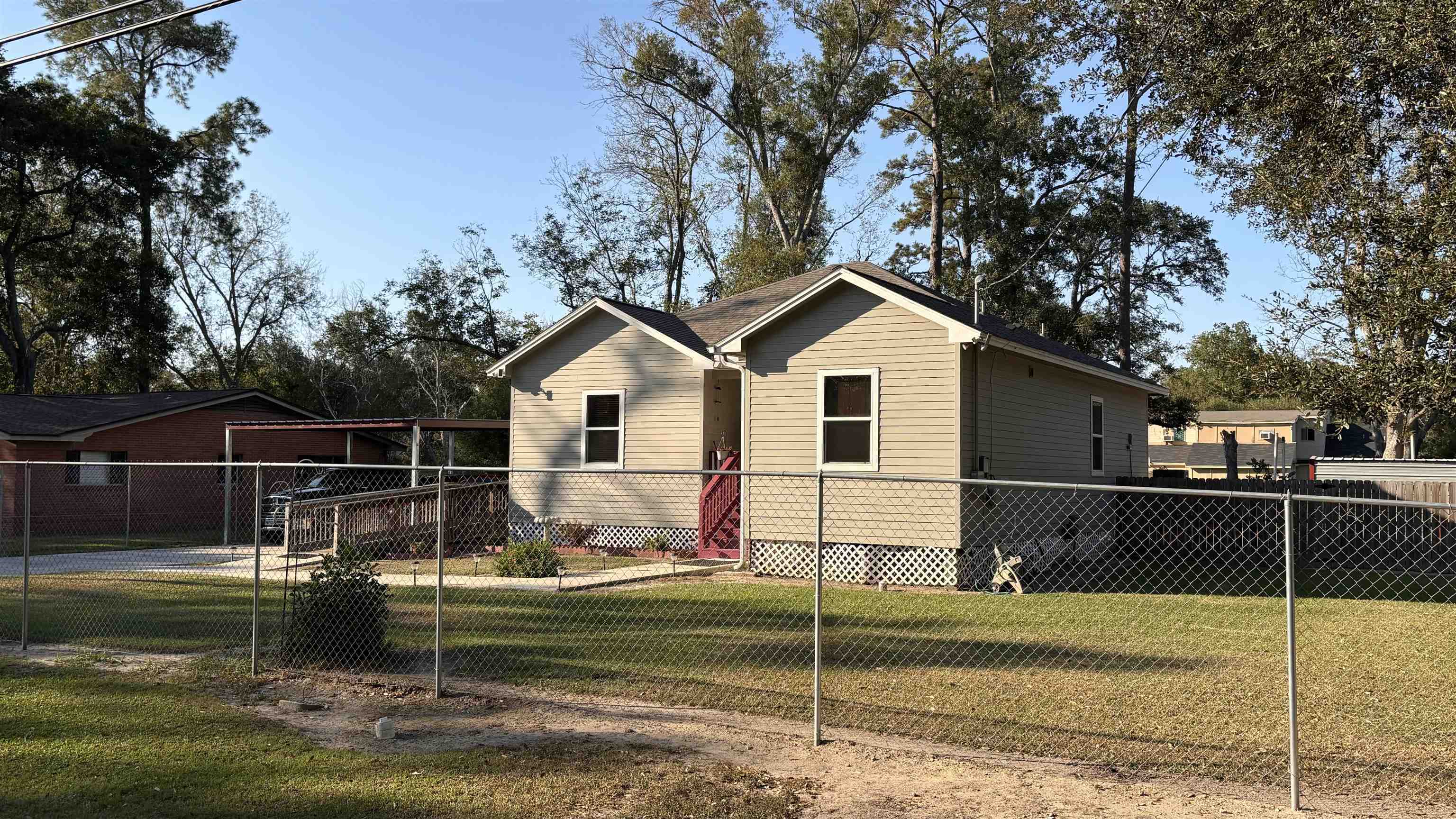 Property Photo:  970 Saxe St.  TX 77705 