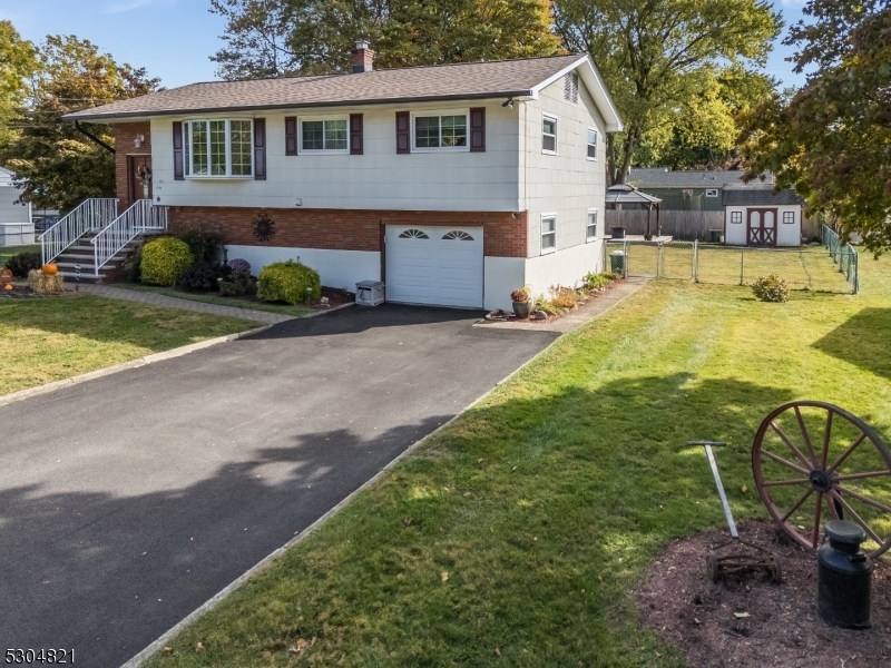 Property Photo:  112 Carol Drive  NJ 07840 