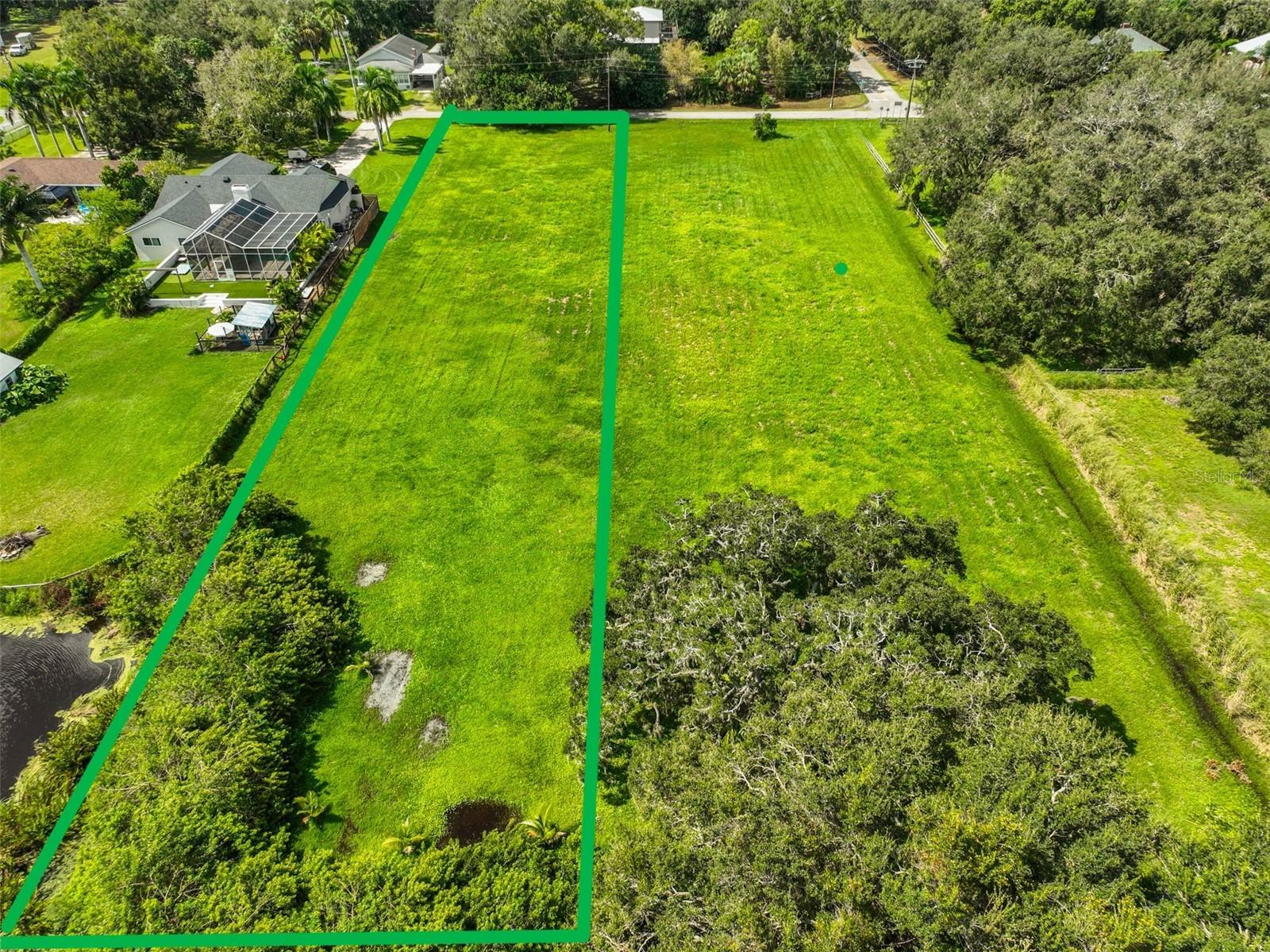 Property Photo:  1480 Center Road  FL 34250 