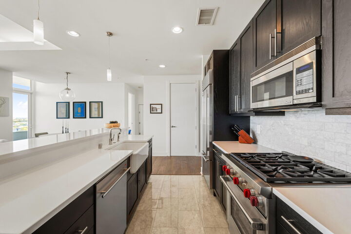 Property Photo:  1141 N Martin L King Jr Dr 3003  WI 53203 