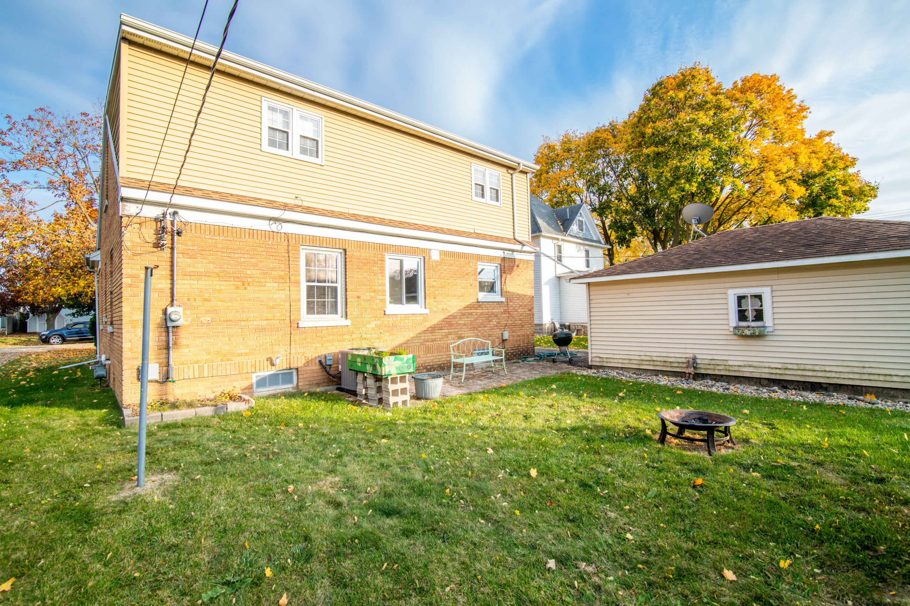 Property Photo:  404 Pleasant St  WI 53916 