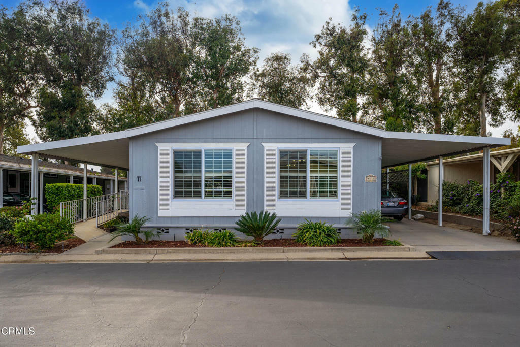 Property Photo:  4700 Aurora Drive 11  CA 93003 