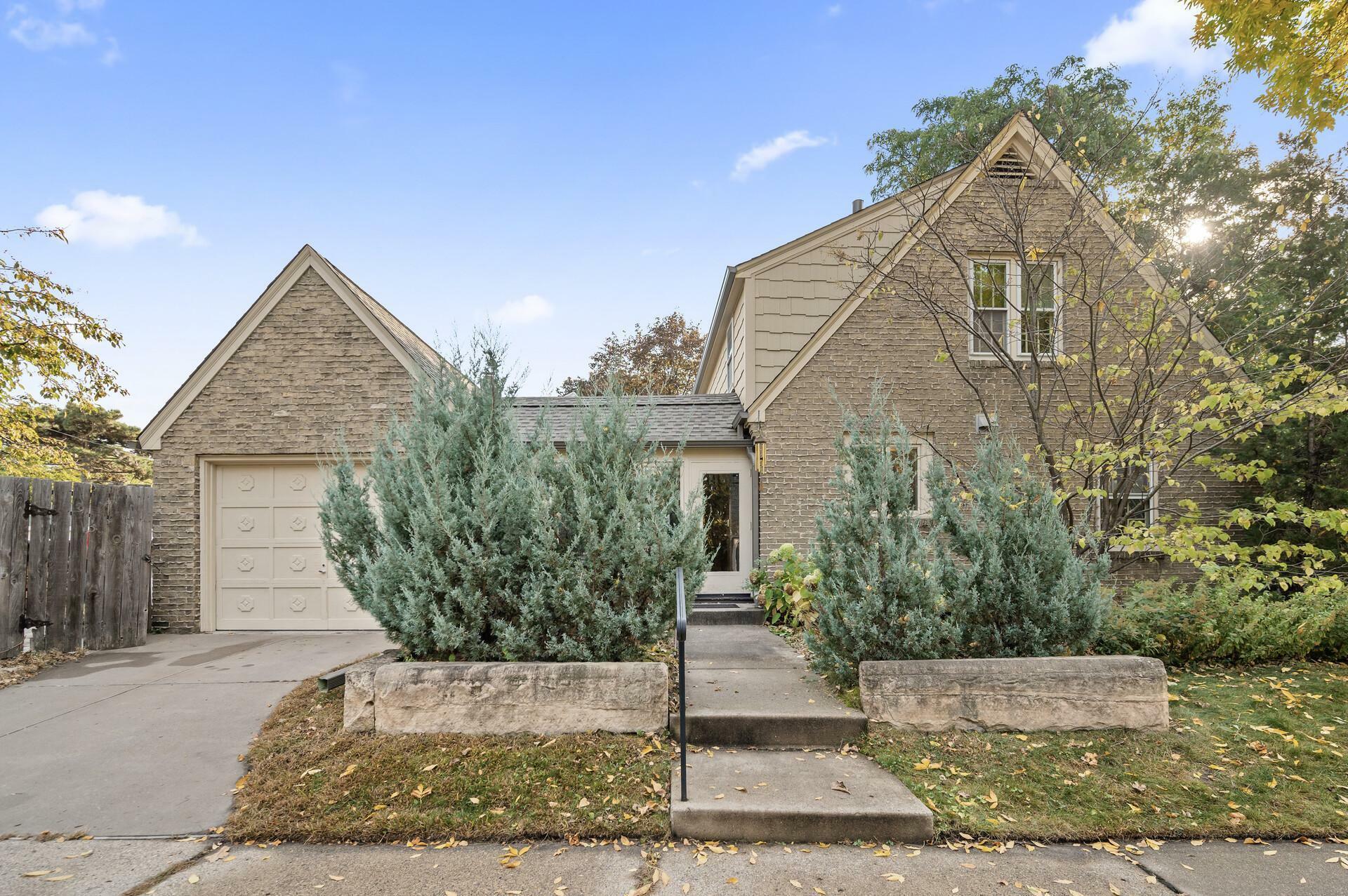 Property Photo:  3566 Edmund Boulevard  MN 55406 