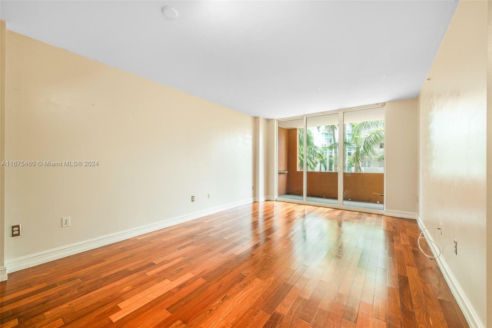 Property Photo:  2000 N Bayshore Dr 306  FL 33137 