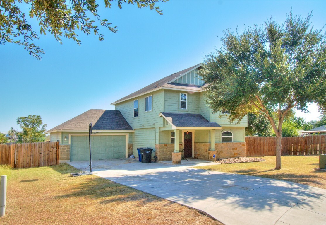 1116 Wind Haven Drive  New Braunfels TX 78130 photo