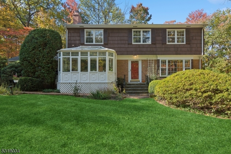 Property Photo: 27 Tall Timbers Rd NJ 07069