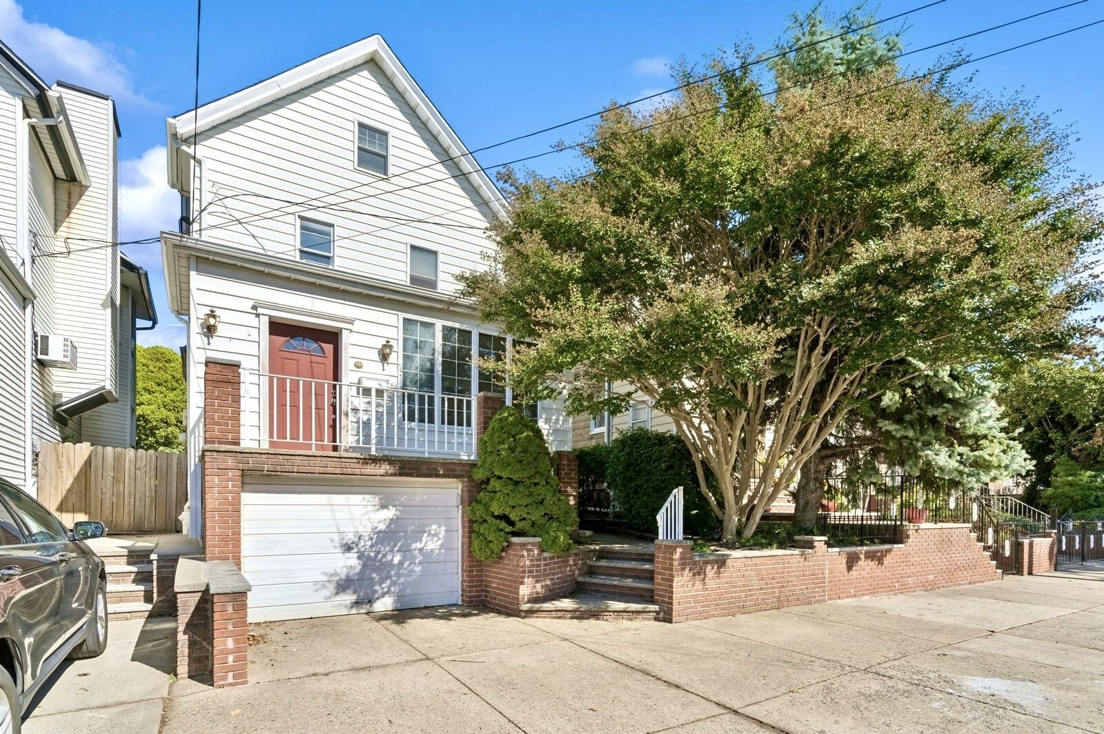 Property Photo:  27 East 43rd St  NJ 07002 