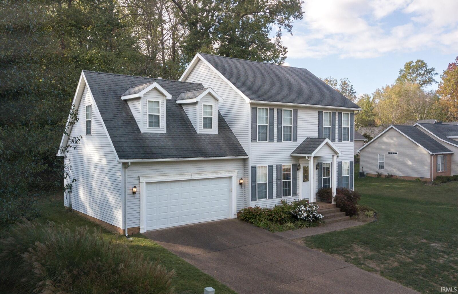 Property Photo: 2003 Willow Creek Drive IN 47712