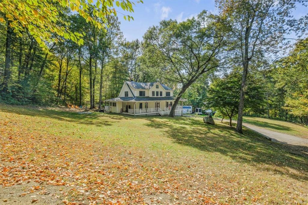 Property Photo:  466 Oscawana Lake Road  NY 10579 