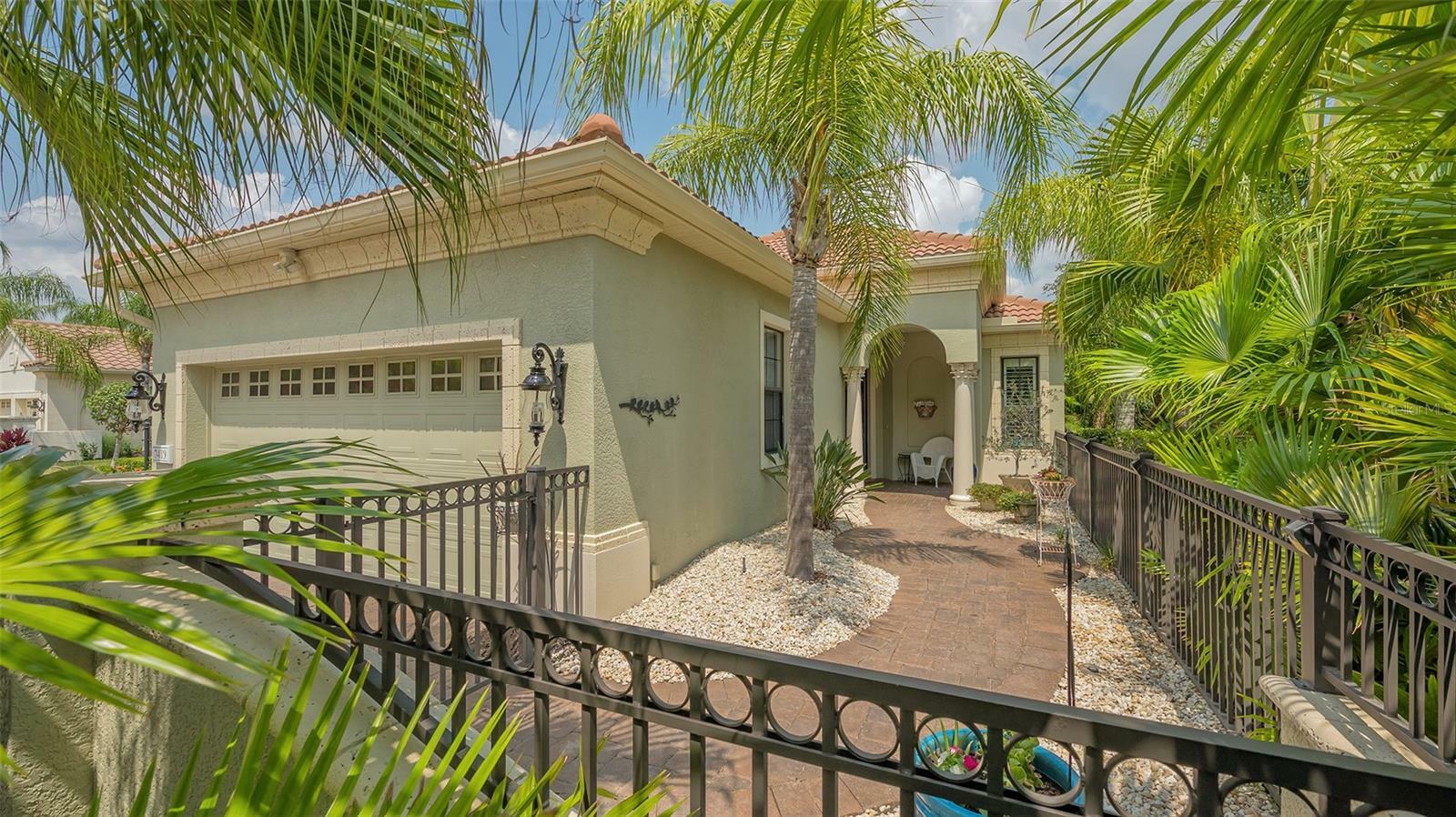 Property Photo:  7419 Wexford Court  FL 34202 