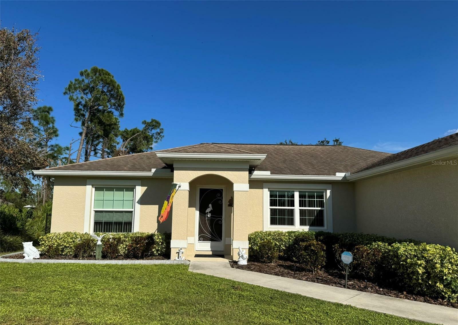 Property Photo:  2236 Gascom Street  FL 34288 