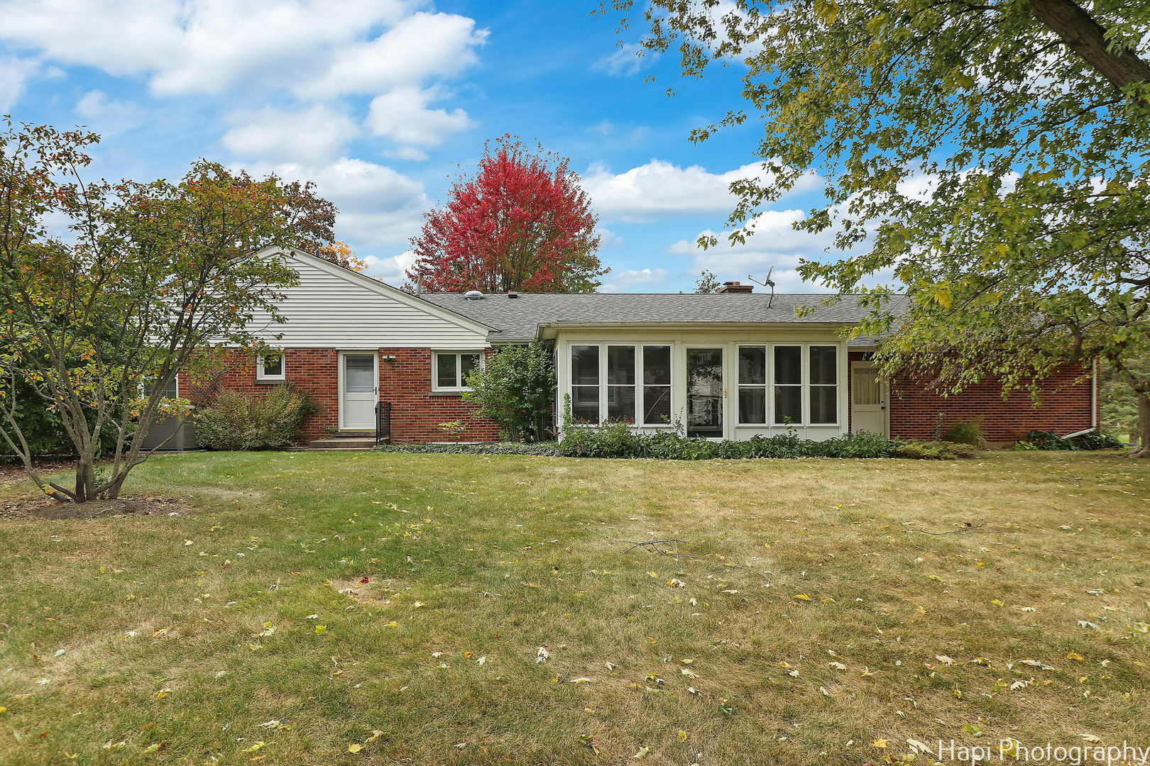 Property Photo:  287 Sharon Drive  IL 60010 